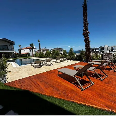 Elegant 1-br With Pool Access Near G-1 38 아파트 Ayvalı